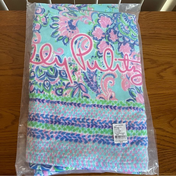 Lilly Pulitzer Other - Lilly Pulitzer Beach Towel Jungle Sunrise